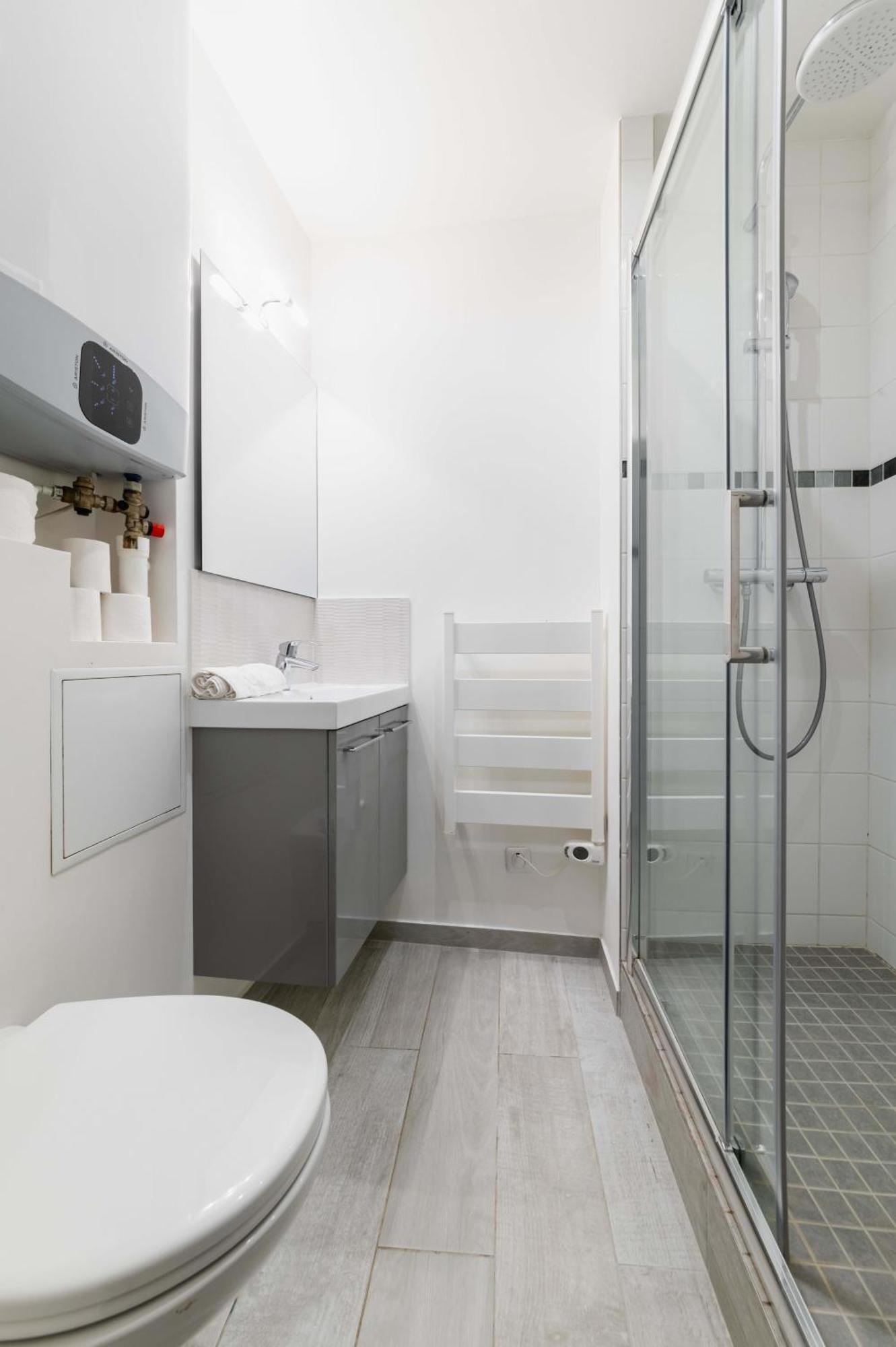2 Pieces Renovee A Neuf Paris 5 - 4P - Flat-Guest Apartment Luaran gambar