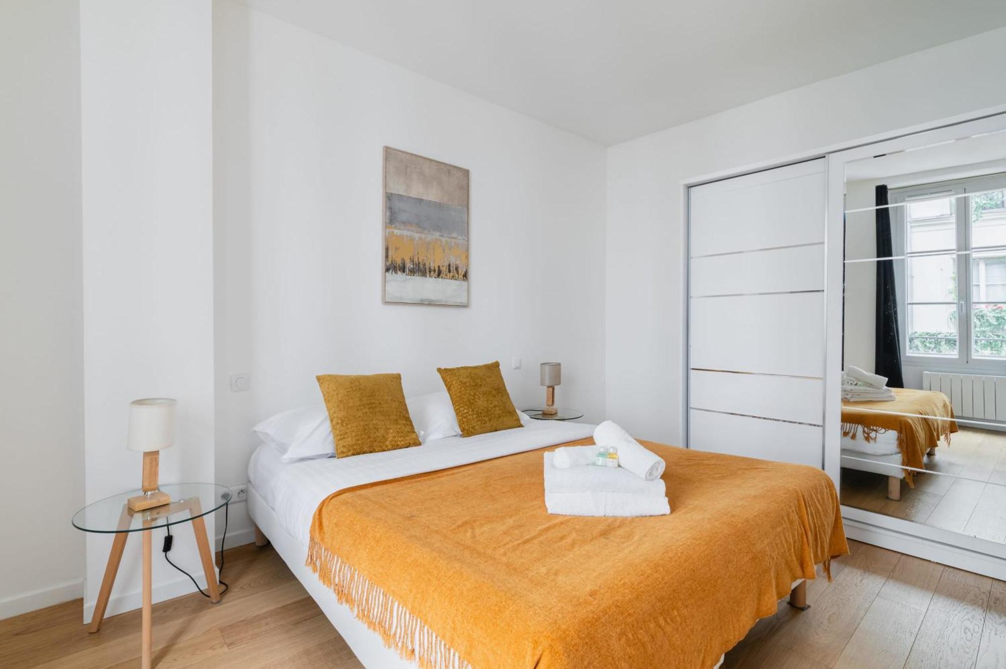 2 Pieces Renovee A Neuf Paris 5 - 4P - Flat-Guest Apartment Luaran gambar