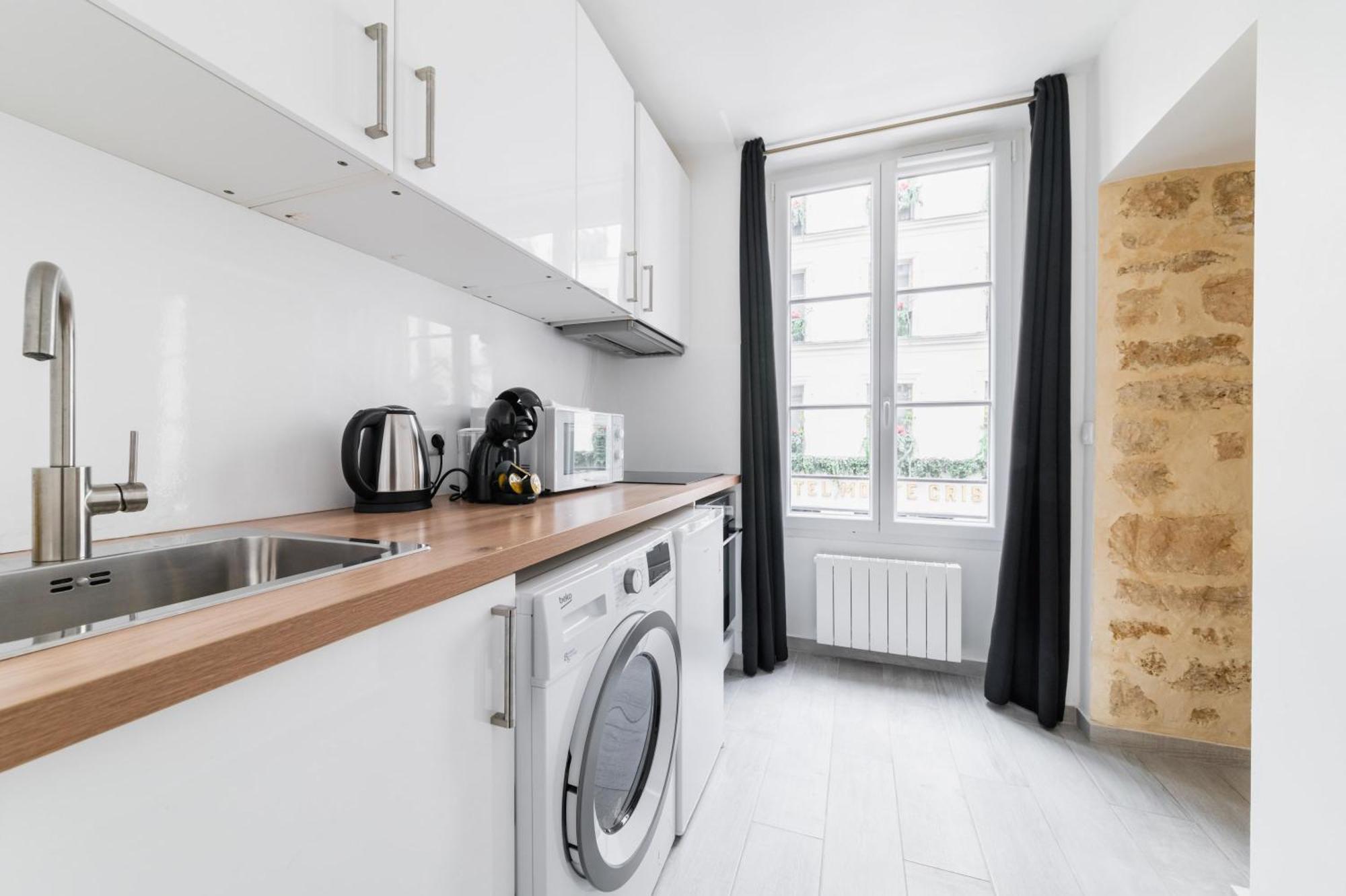 2 Pieces Renovee A Neuf Paris 5 - 4P - Flat-Guest Apartment Luaran gambar